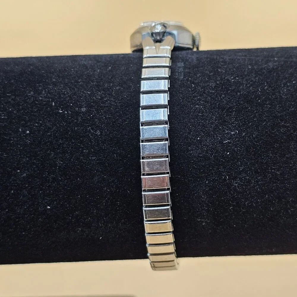 Vintage 21 Jewel 21j Westclox womens watch stainless 1960's